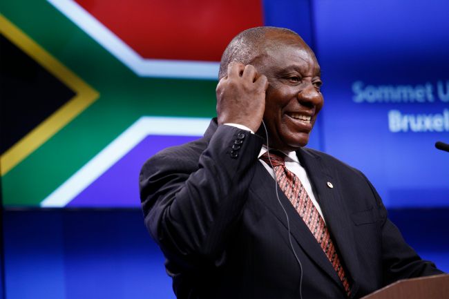 Sul-africanos brancos rejeitam oferta de imigração de Trump