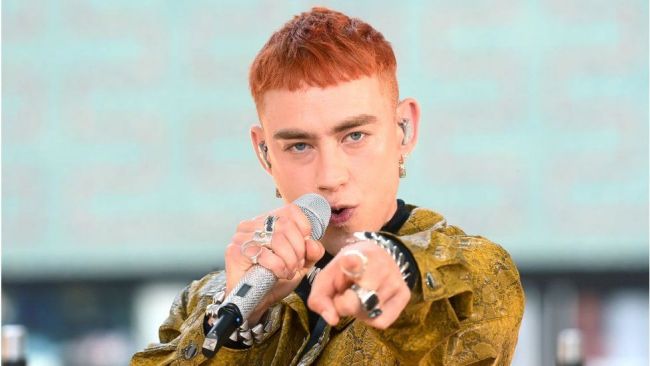 Olly Alexander vai representar o Reino Unido na Eurovisão 2024