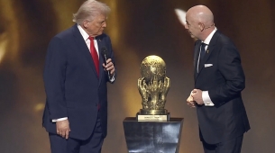 O fato de Trump vencer o Prêmio da Paz da FIFA violou as próprias regras de neutralidade da FIFA, segundo uma ONG