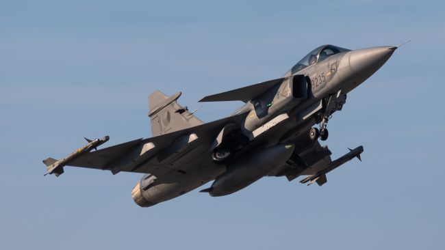 República Tcheca considera extensão do arrendamento do Gripen antes da chegada do F-35