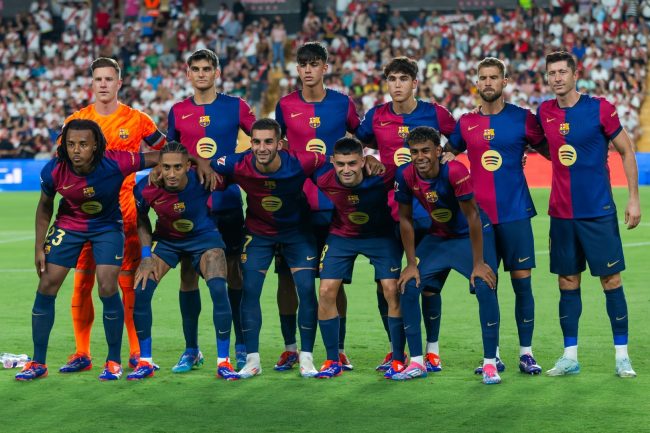 O estilo Cruyffismo de Flick traz o troféu da LaLiga de volta ao Barcelona