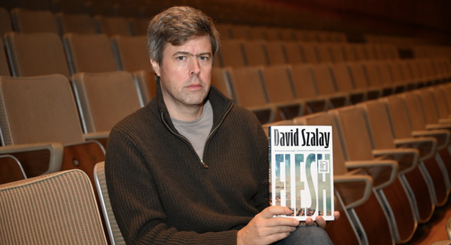 David Szalay leva para casa o Booker Prize