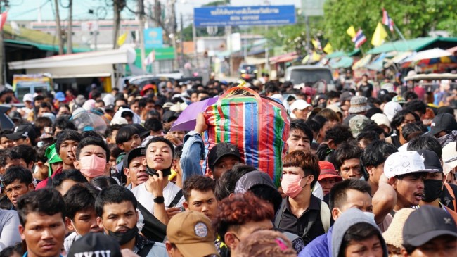 Trump diz que fará um apelo para interromper os combates renovados entre Tailândia e Camboja