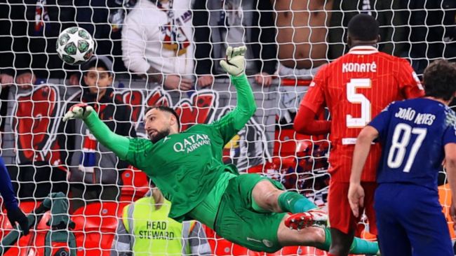 Liverpool ELIMINADO da Liga dos Campeões, PSG triunfa nos pênaltis