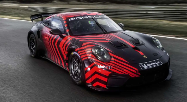 A Porsche revelou um novo carro de corrida 911