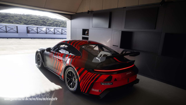 A Porsche revelou um novo carro de corrida 911