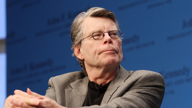 Stephen King se despede de X: O que está por trás de sua partida?