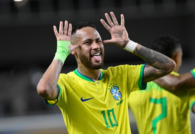 Neymar prestes a retornar ao seu clube original no Brasil para um empréstimo de seis meses