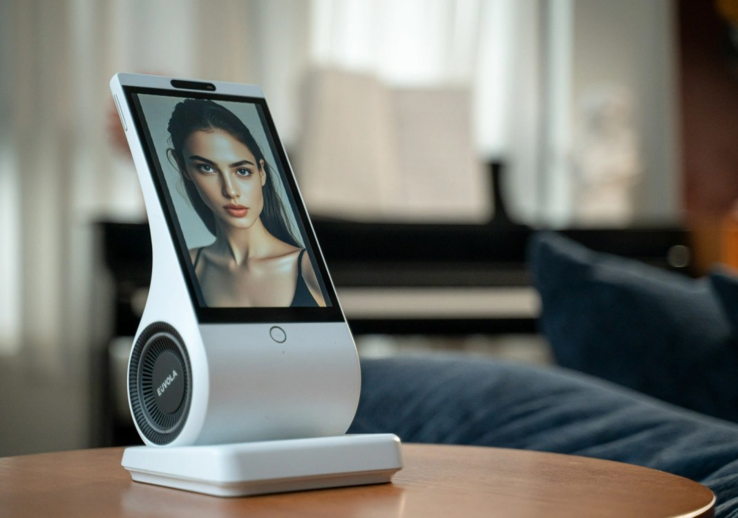 Conquiste a solidão com o dispositivo complementar Euvola Emotional AI
