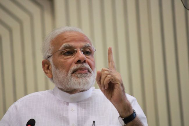 O primeiro-ministro da Índia, Modi, está tentando conquistar jovens pelo Instagram, mas isso acabou tendo sido contrário