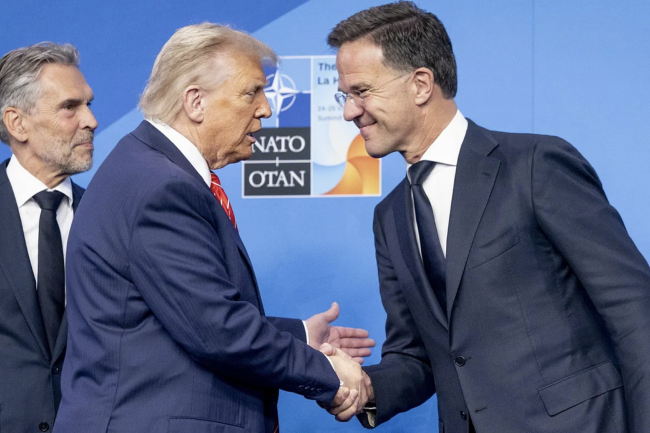 Trump mantém uma ligação com Rutte da OTAN sobre a Groenlândia