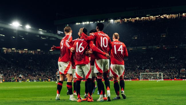 Manchester United prestes a anunciar zagueiro dinamarquês como primeira contratação na era Amorim
