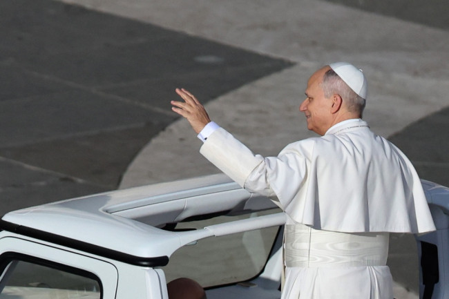 O Papa Leão promete continuar se manifestando contra a guerra após o ataque de Trump
