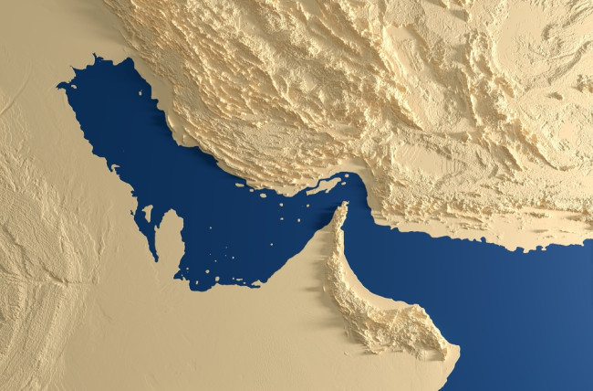 EUA iniciam bloqueio dos portos iranianos