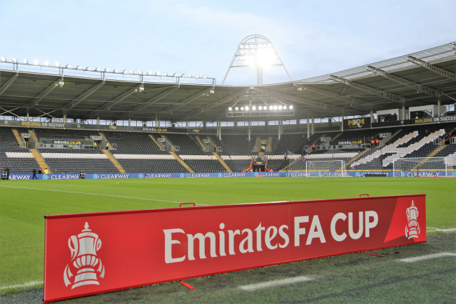 Final da FA Cup e Premier League organizam programação não competitiva no próximo fim de semana, com algumas mudanças de última hora