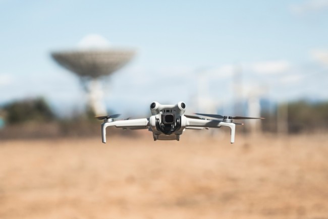 Estados Unidos bloqueiam aprovações de novos modelos de drones DJI e outros fabricados no exterior