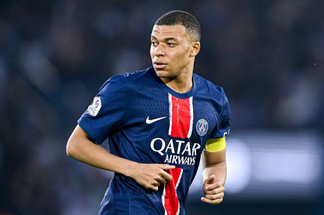 A guerra jurídica entre Kylian Mbappé e Paris Saint-Germain continua, cada um exigindo centenas de milhões de euros