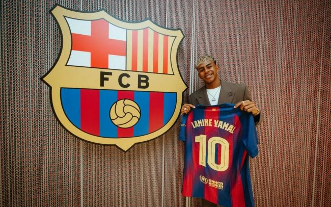 Lamine Yamal herda o número 10 do Barça e assina novo contrato até 2031