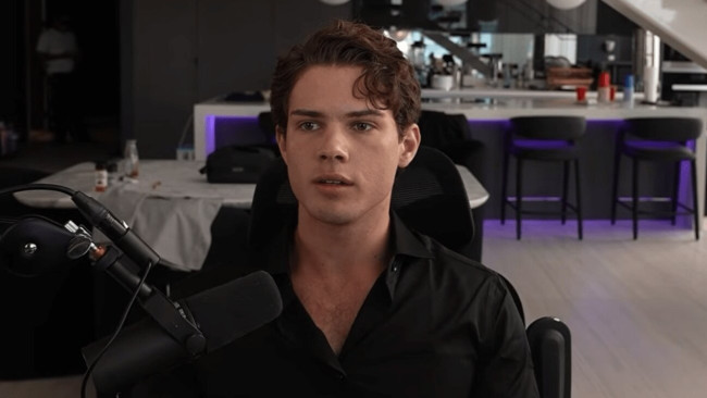 A Clavicular está promovendo uma masterclass presencial de looksmaxing 'revelar tudo' em Miami