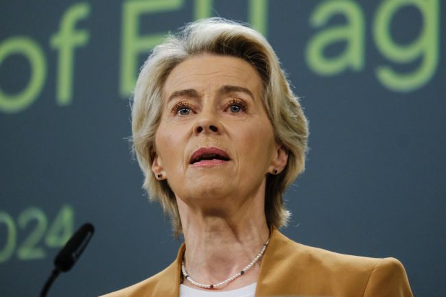 União Europeia reage à ameaça tarifária de Trump com forte advertência e planos de contramedidas