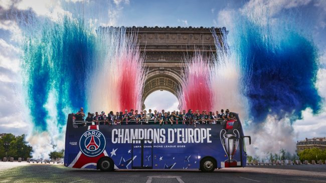 PSG e Macron respondem à violência e tumultos durante as comemorações da Liga dos Campeões do PSG