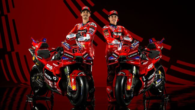 Ducati Lenovo apresenta nova moto de MotoGP para os campeões mundiais Pecco Bagnaia e Marc Márquez