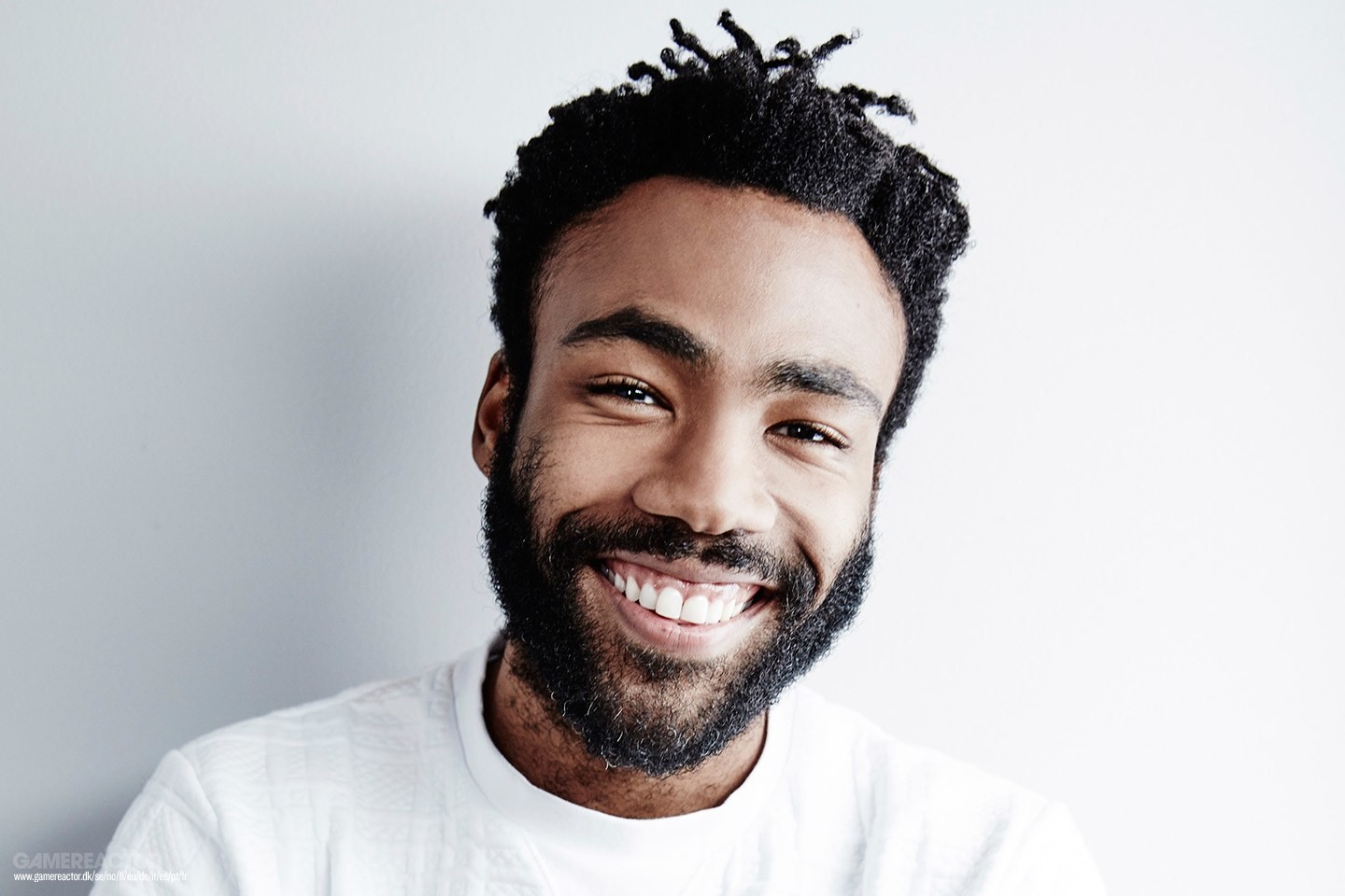 Donald Glover AKA Childish Gambino trabalhando em um novo álbum, filme e anime