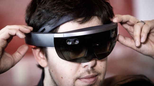 A Microsoft não fará mais unidades do HoloLens 2