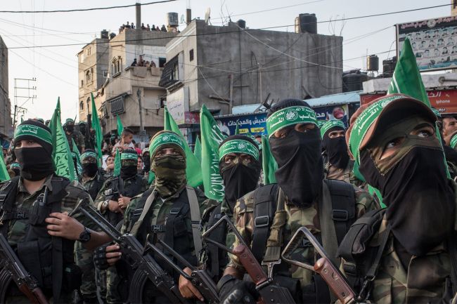Hamas investiga entrega equivocada de corpo de refém em meio a tensões de cessar-fogo