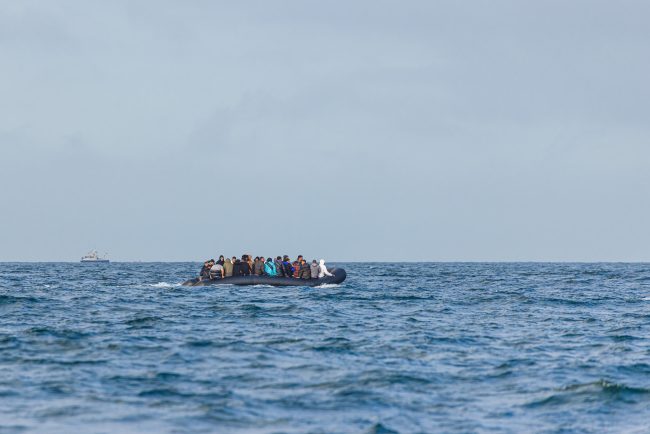 Reino Unido rejeitará cidadania para refugiados que chegaram em viagens perigosas