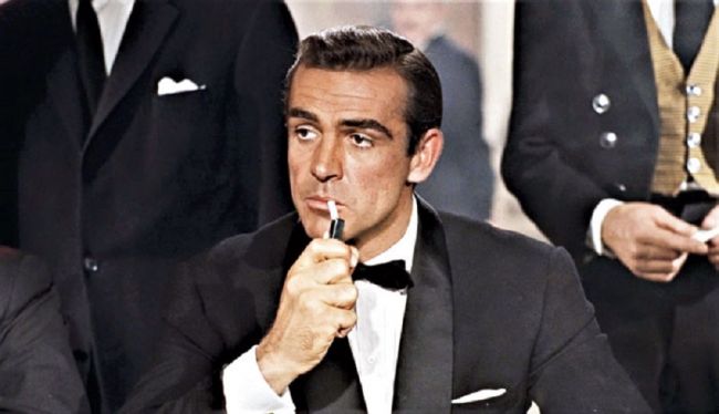 Jeff Bezos quer saber quem você acha que deveria interpretar James Bond em seguida