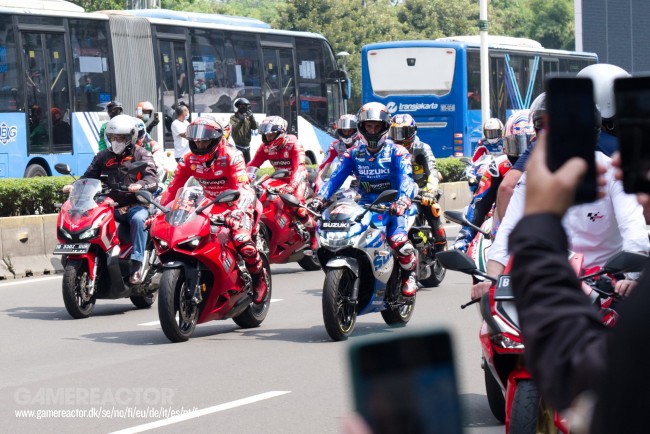 O CEO da MotoGP está aberto a ter circuitos de rua como na Fórmula 1, mas a segurança é a prioridade