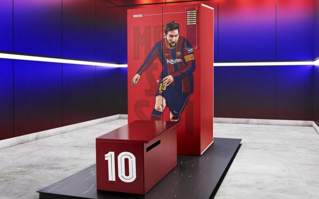 O FC Barcelona vai leiloar itens como marcas de pênaltis, bandeiras de escanteio ou o armário de Leo Messi no Camp Nou