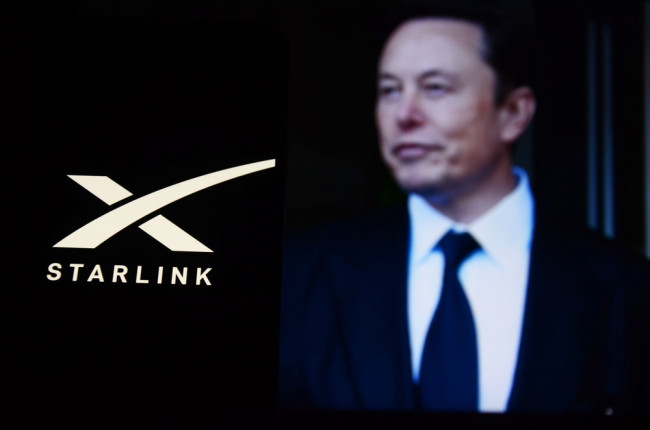 Musk afirma que os esforços para bloquear o uso do Starlink pela Rússia têm funcionado
