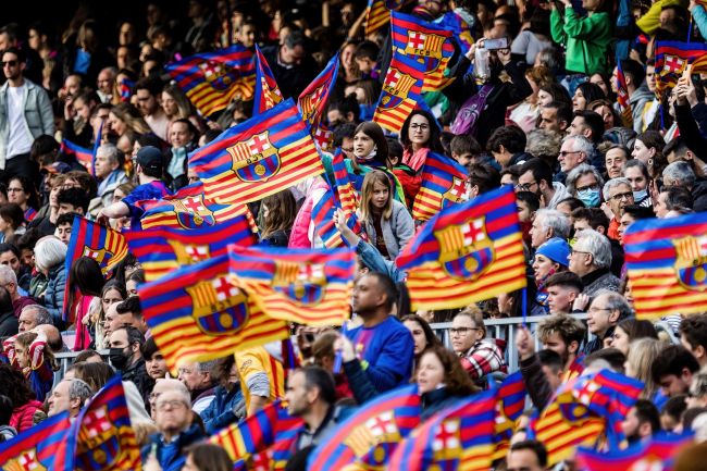 O próximo Clássico entre FC Barcelona e Real Madrid pode ser disputado em um estádio europeu