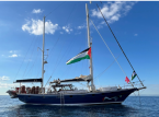 Navios de guerra israelenses interceptam flotilha de ajuda humanit&aacute;ria em Gaza liderada por Greta Thunberg