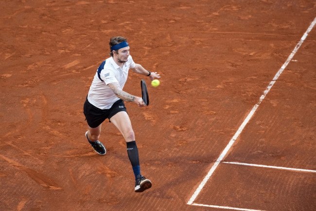 Tomás Martín Etcheverry finalmente conquista um título ATP para a Argentina no Rio Open
