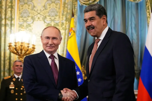 Putin e Maduro fortalecem laços com novo acordo estratégico
