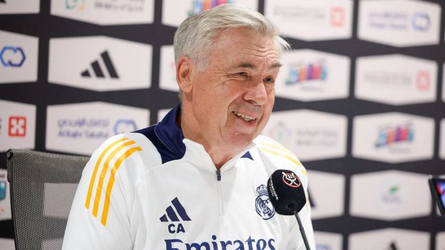 Ancelotti defende Vinícius e acha injusta a suspensão de dois jogos: "Estamos muito satisfeitos com Vinicius em todos os aspectos"