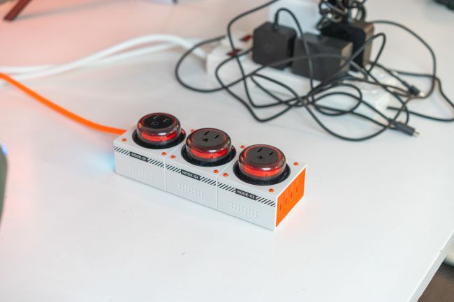 O hub de carregamento Moonbase procura substituir todos os seus carregadores atuais