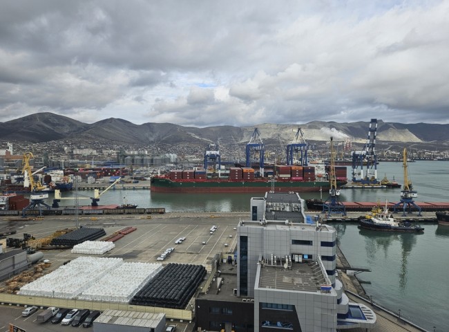 Drones ucranianos atacam porto de Novorossiysk, no Mar Negro