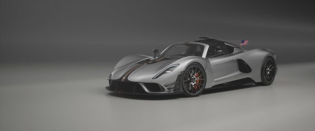 Hennessey redefine a dinâmica de potência com a revelação do carro com transmissão manual mais potente do mundo
