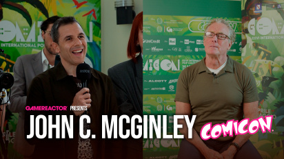 Um Rooster usando Scrubs - Entrevista John C. McGinley na Comicon Napoli